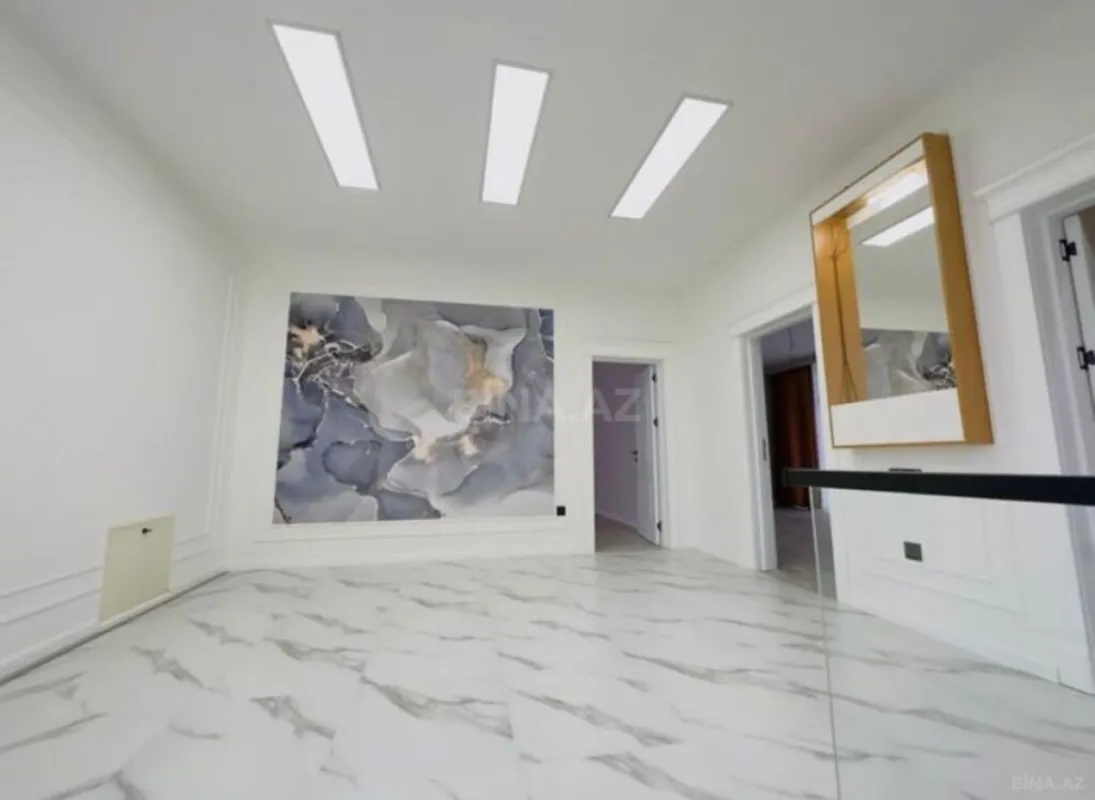 Kirayə verilir 4 otaqlı həyət evi 240 m²