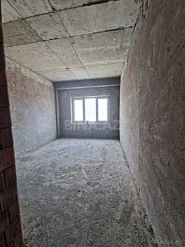 Satılır 5 otaqlı mənzil 195 m²