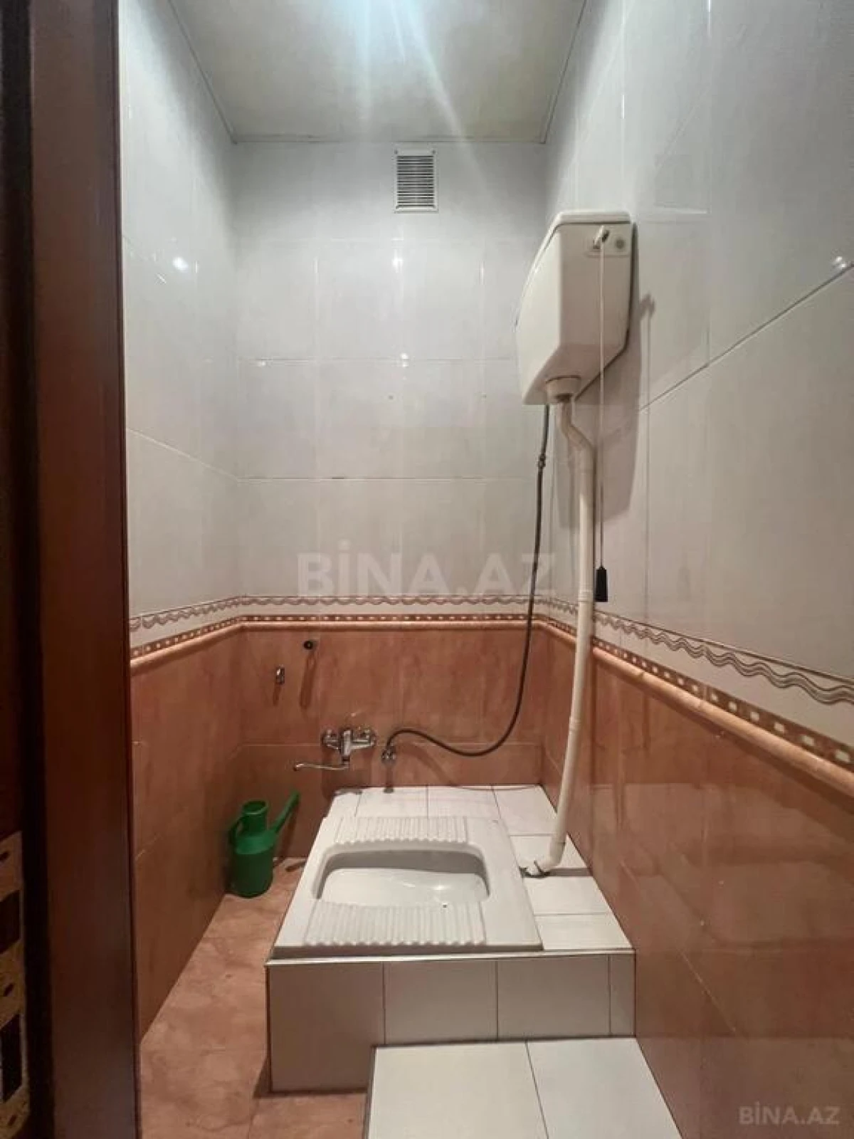 Satılır 4 otaqlı mənzil 240 m²