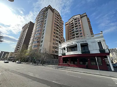 Satılır 4 otaqlı mənzil 240 m² — Bakı, Xətai 4 otaq 240.00 m²