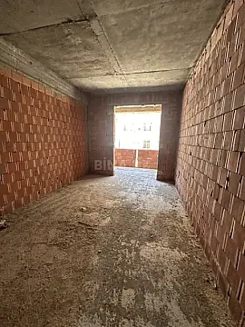 Satılır 1 otaqlı mənzil 54 m²