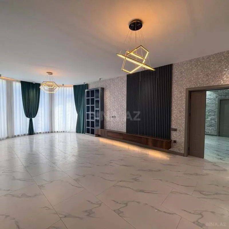 Satılır 7 otaqlı həyət evi 350 m²