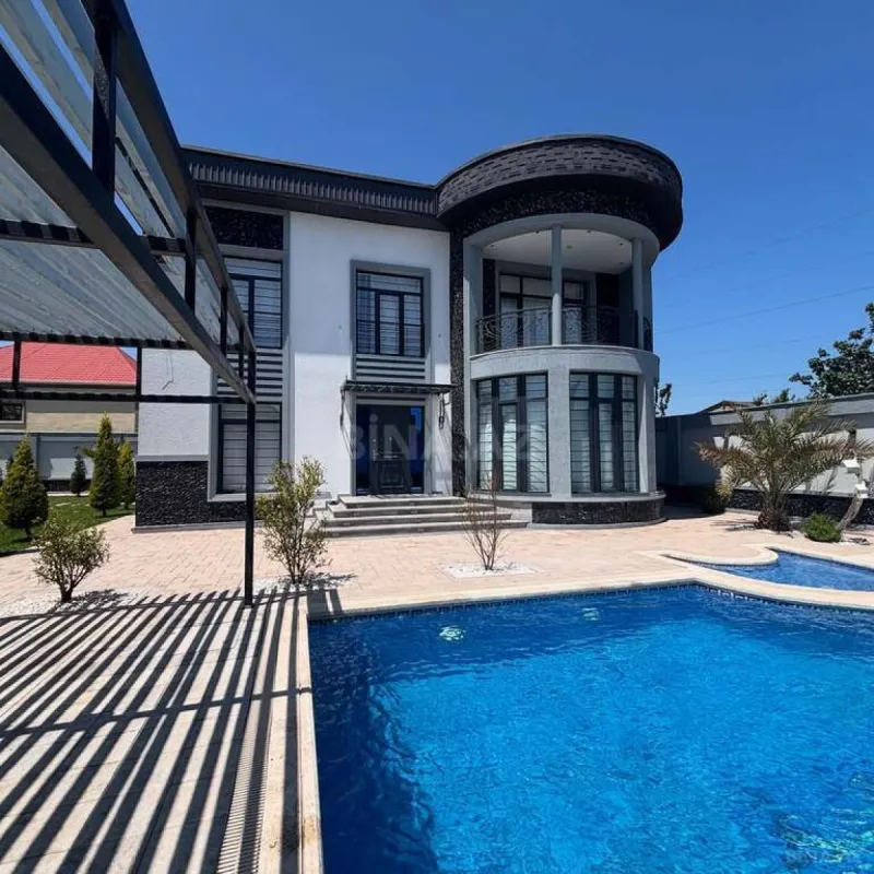 Satılır 7 otaqlı həyət evi 350 m²