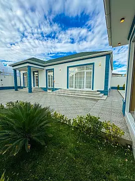 Satılır 4 otaqlı həyət evi 180 m²