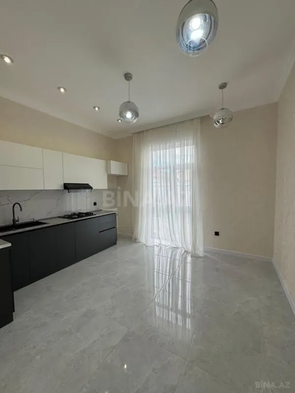 Satılır 4 otaqlı həyət evi 180 m²