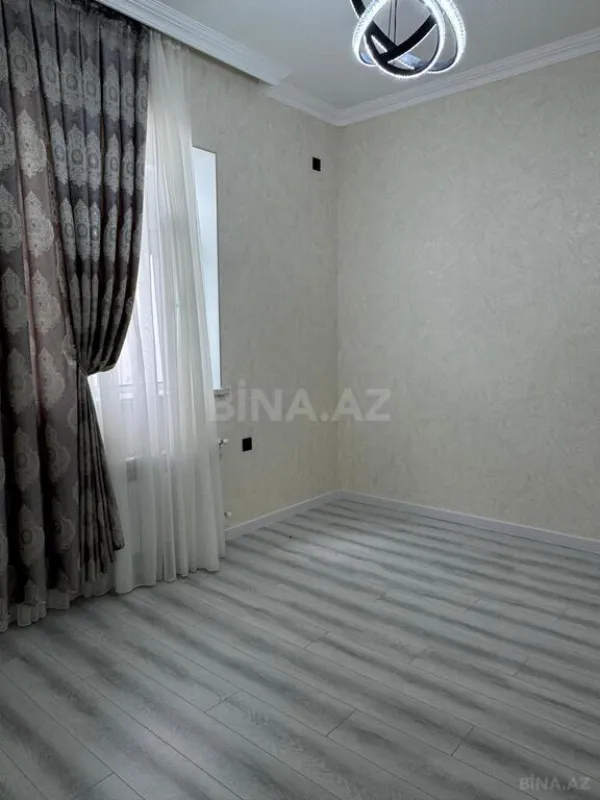 Satılır 4 otaqlı həyət evi 180 m²