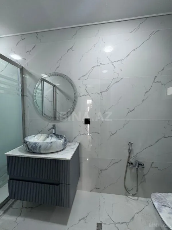 Satılır 4 otaqlı həyət evi 180 m²