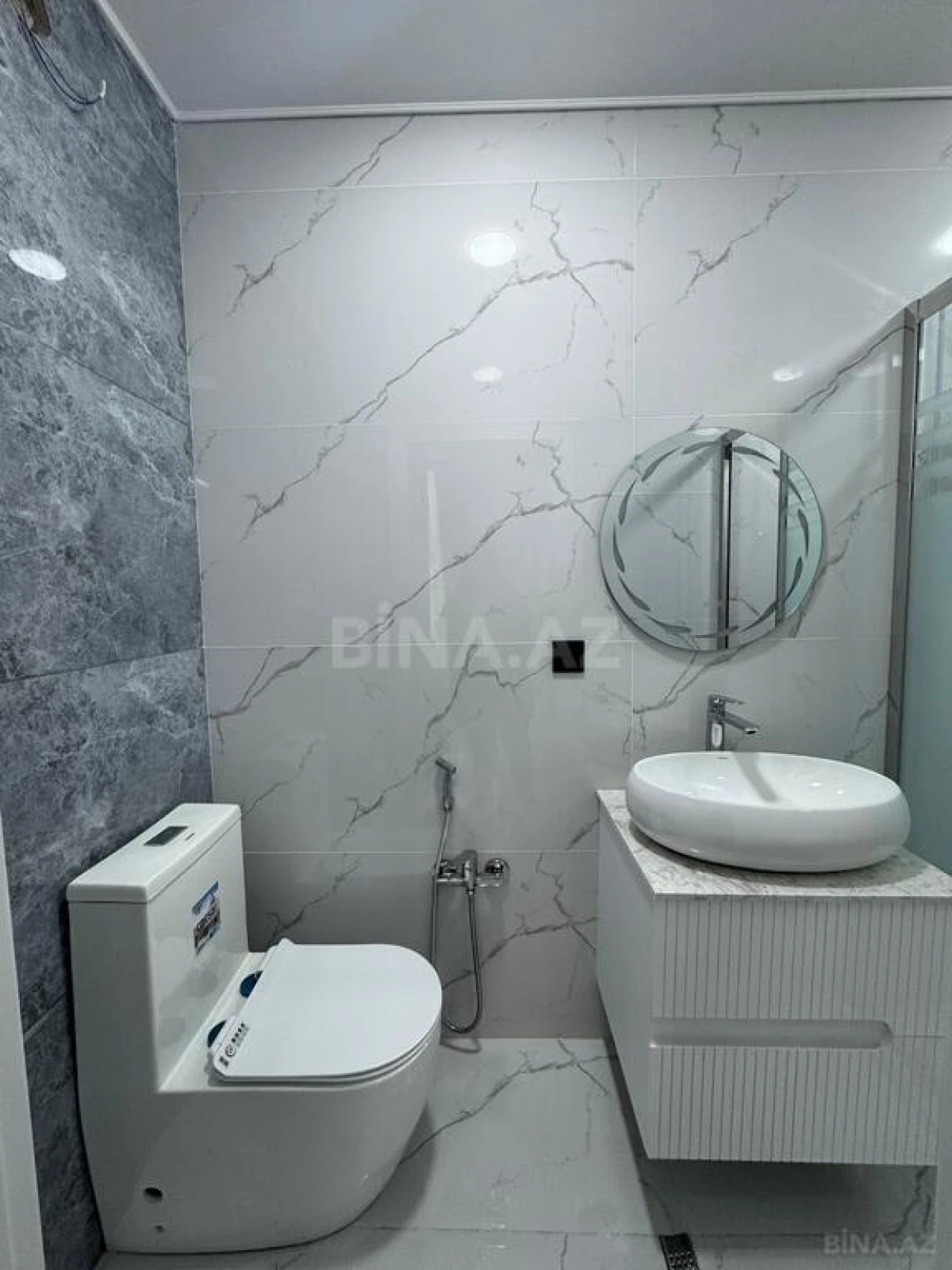 Satılır 4 otaqlı həyət evi 180 m²