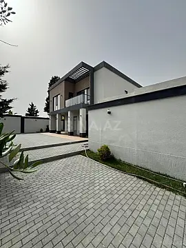Satılır 4 otaqlı həyət evi 200 m²