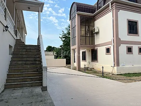 Satılır 9 otaqlı həyət evi 620 m² — Bakı, Mərdəkan 9 otaq 620.00 m²
