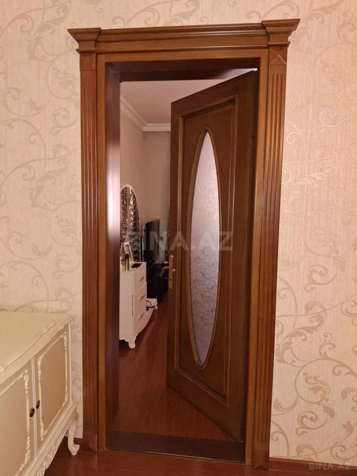 Satılır 9 otaqlı həyət evi 620 m²
