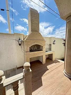 Satılır 4 otaqlı həyət evi 280 m²