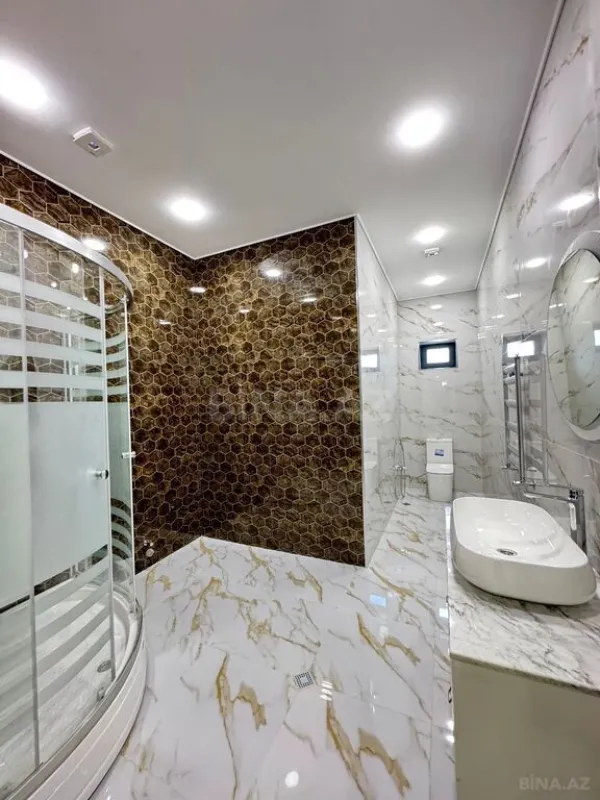 Satılır 4 otaqlı həyət evi 280 m²