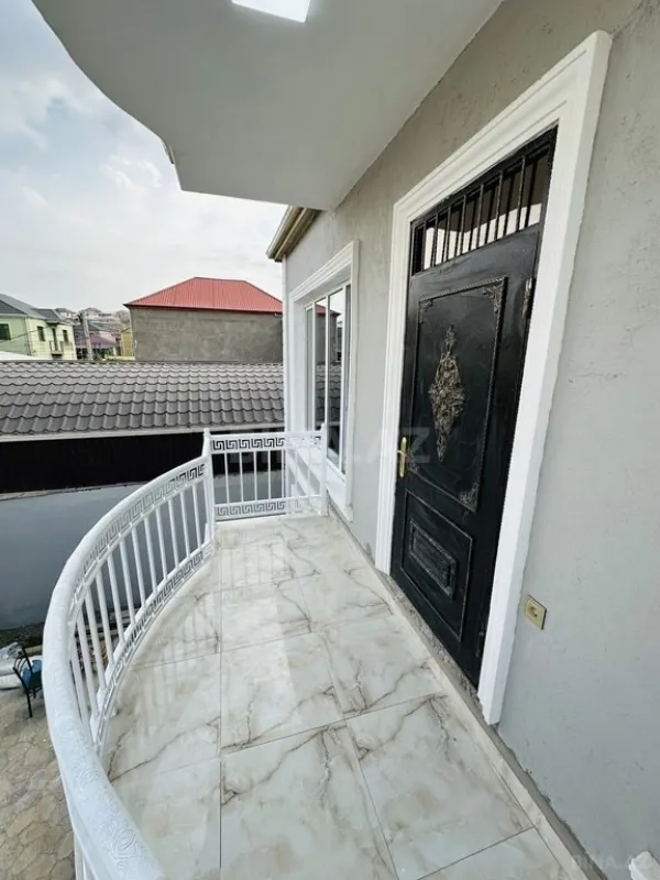 Satılır 5 otaqlı həyət evi 157 m²