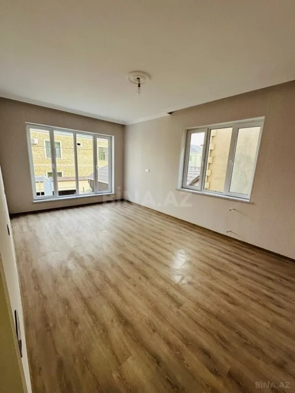Satılır 5 otaqlı həyət evi 157 m²