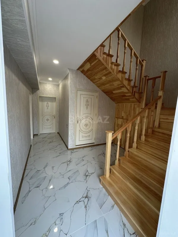 Satılır 5 otaqlı həyət evi 157 m²