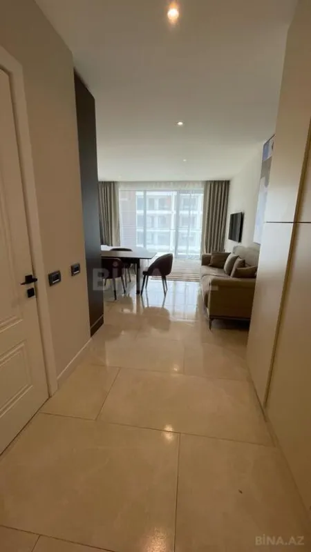 Satılır 1 otaqlı mənzil 58 m²