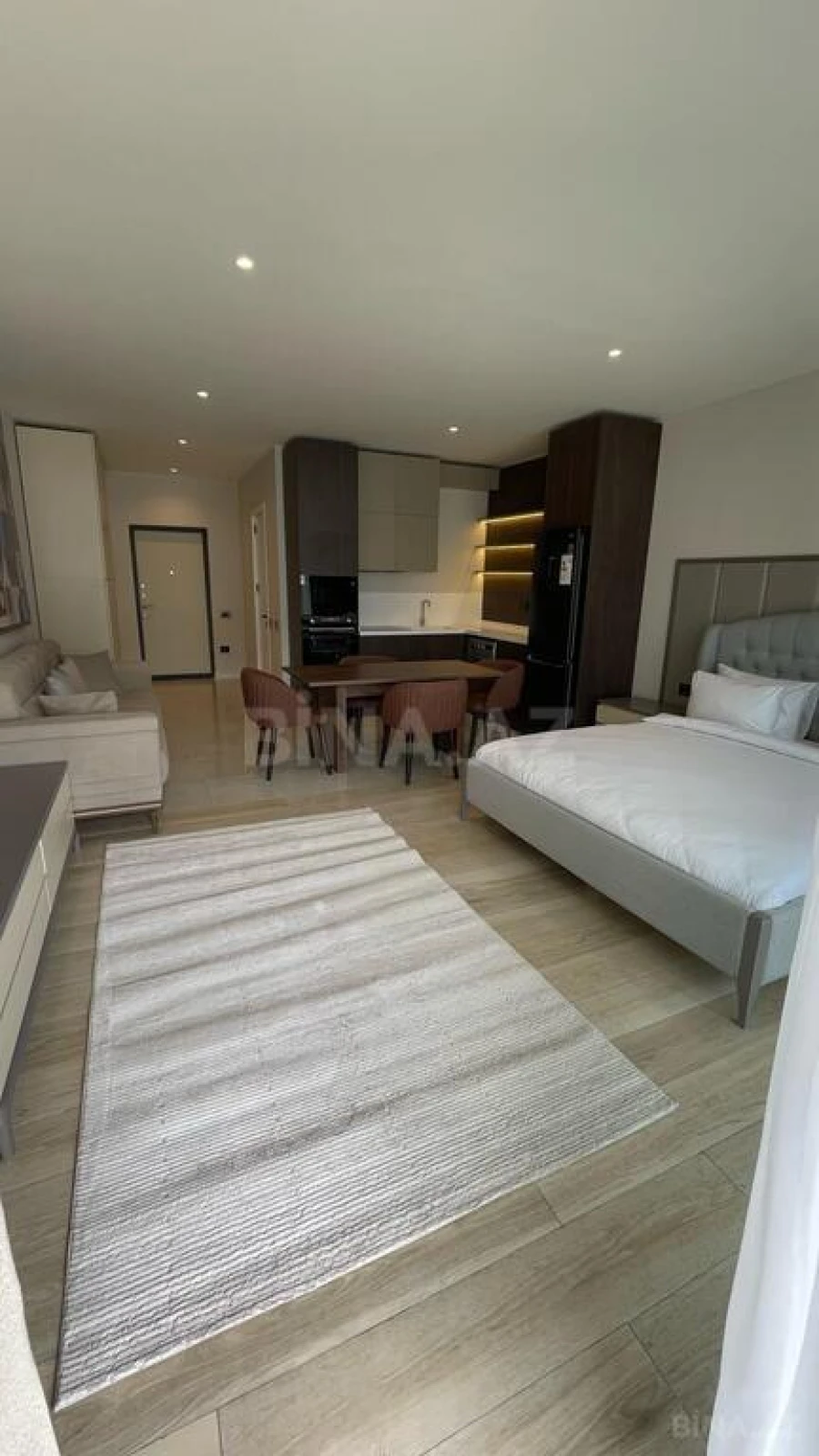 Satılır 1 otaqlı mənzil 58 m²