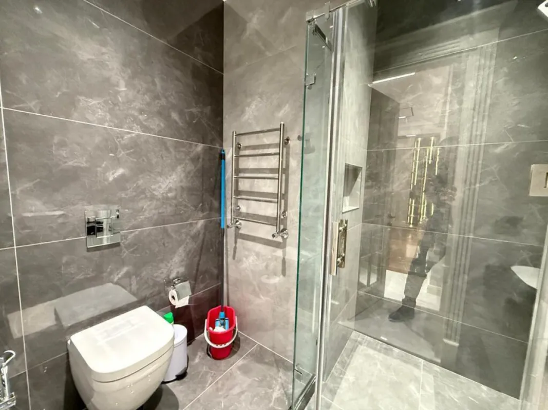 Kirayə verilir 2 otaqlı mənzil 68 m²