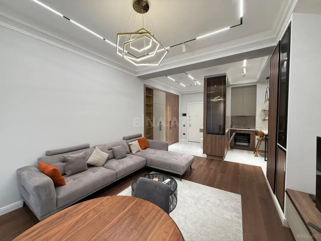 Kirayə verilir 2 otaqlı mənzil 68 m²