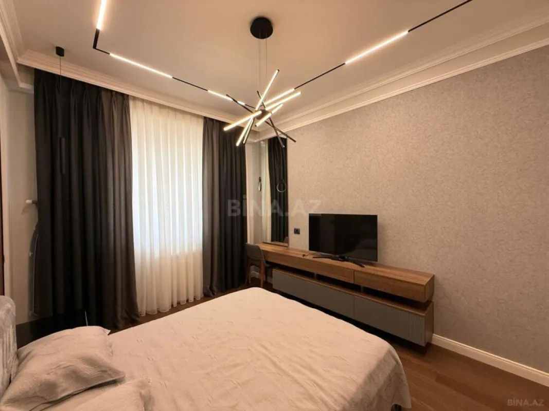 Kirayə verilir 2 otaqlı mənzil 68 m²