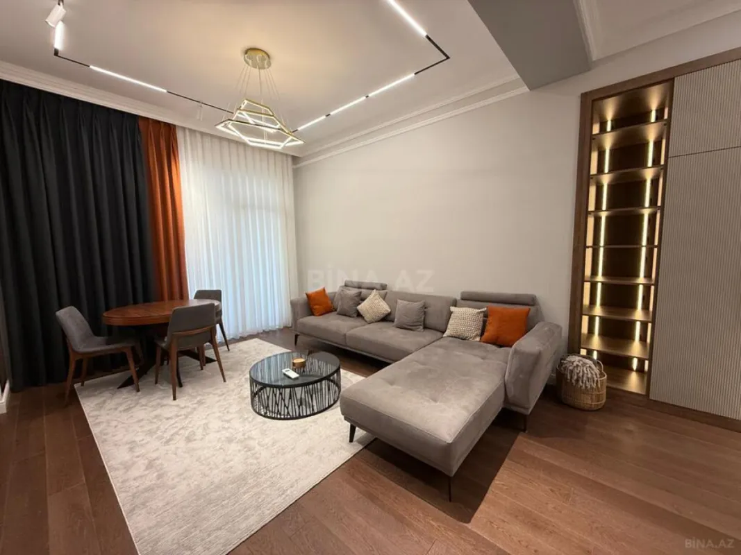 Kirayə verilir 2 otaqlı mənzil 68 m²