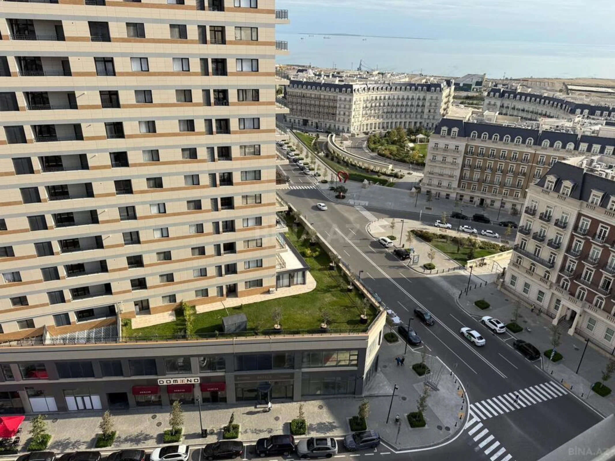 Kirayə verilir 2 otaqlı mənzil 68 m²