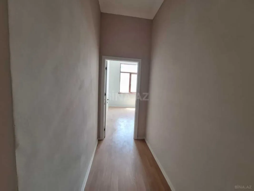 Satılır 4 otaqlı mənzil 129 m²