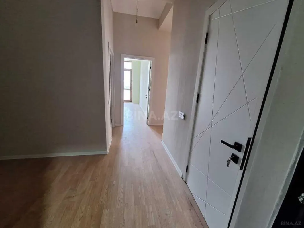 Satılır 4 otaqlı mənzil 129 m²