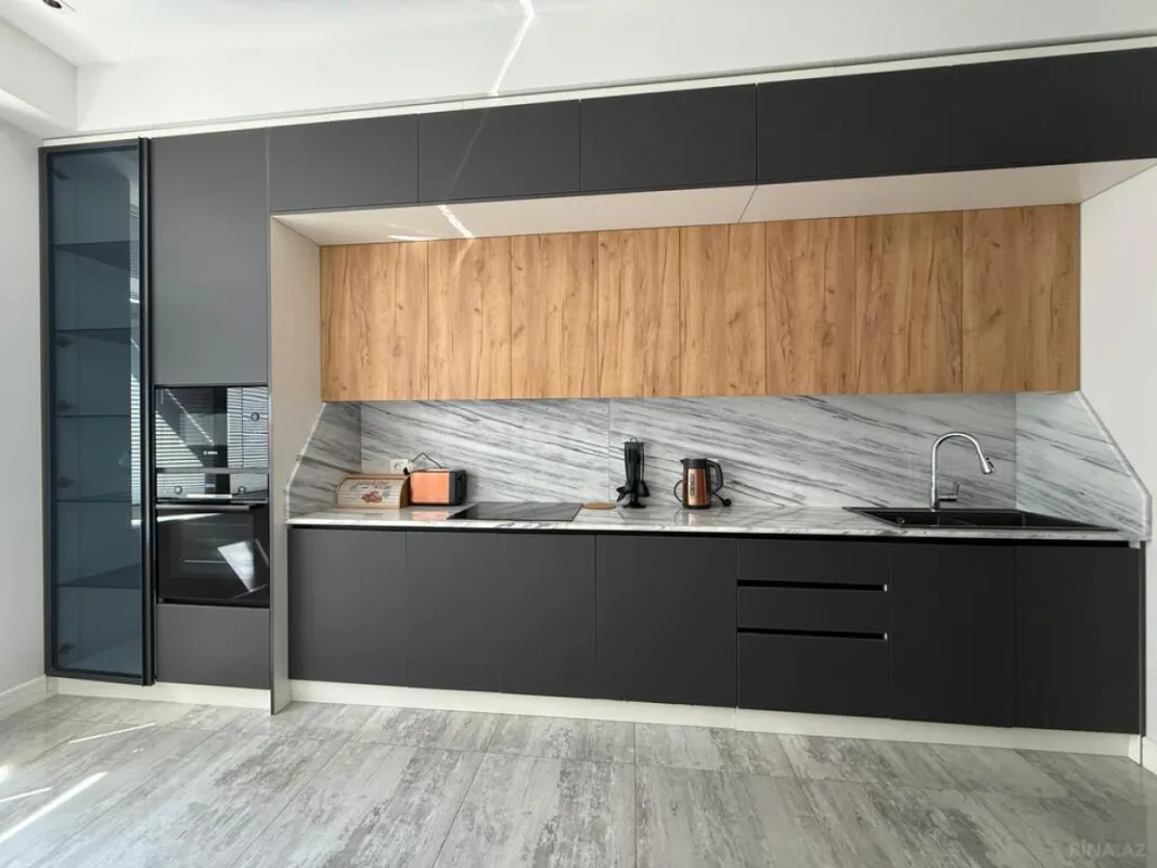 Kirayə verilir 3 otaqlı mənzil 127 m²