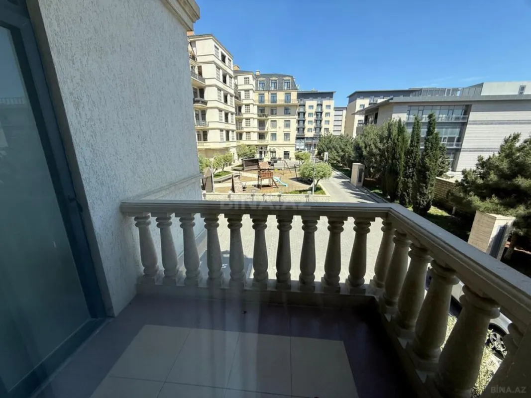 Kirayə verilir 3 otaqlı mənzil 127 m²