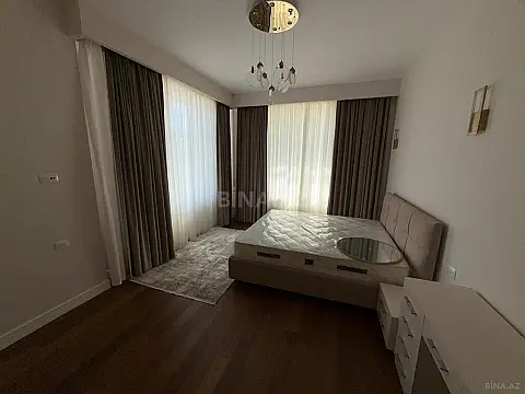 Kirayə verilir 3 otaqlı mənzil 127 m²