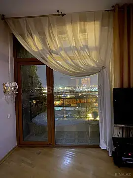 Satılır 3 otaqlı mənzil 110 m²