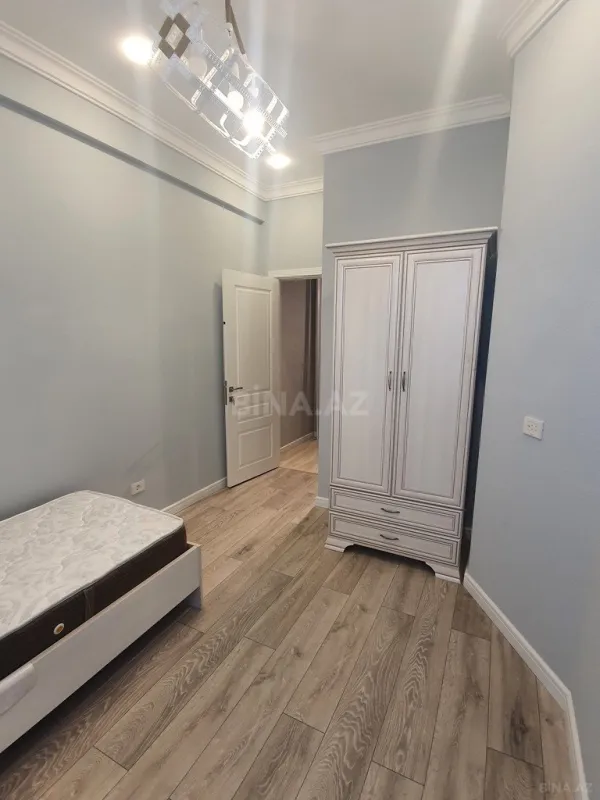 Kirayə verilir 3 otaqlı mənzil 100 m²