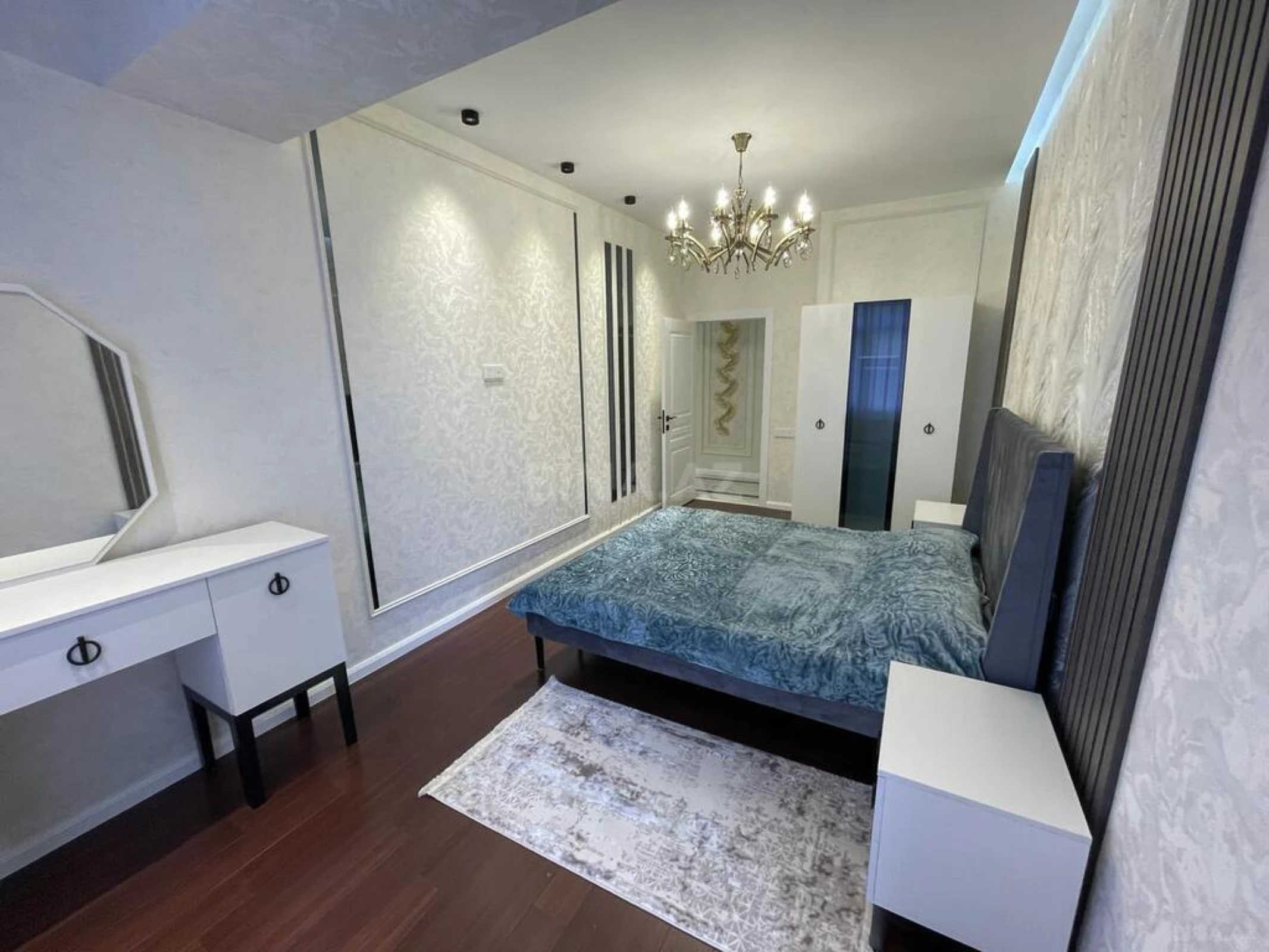 Kirayə verilir 3 otaqlı mənzil 110 m²