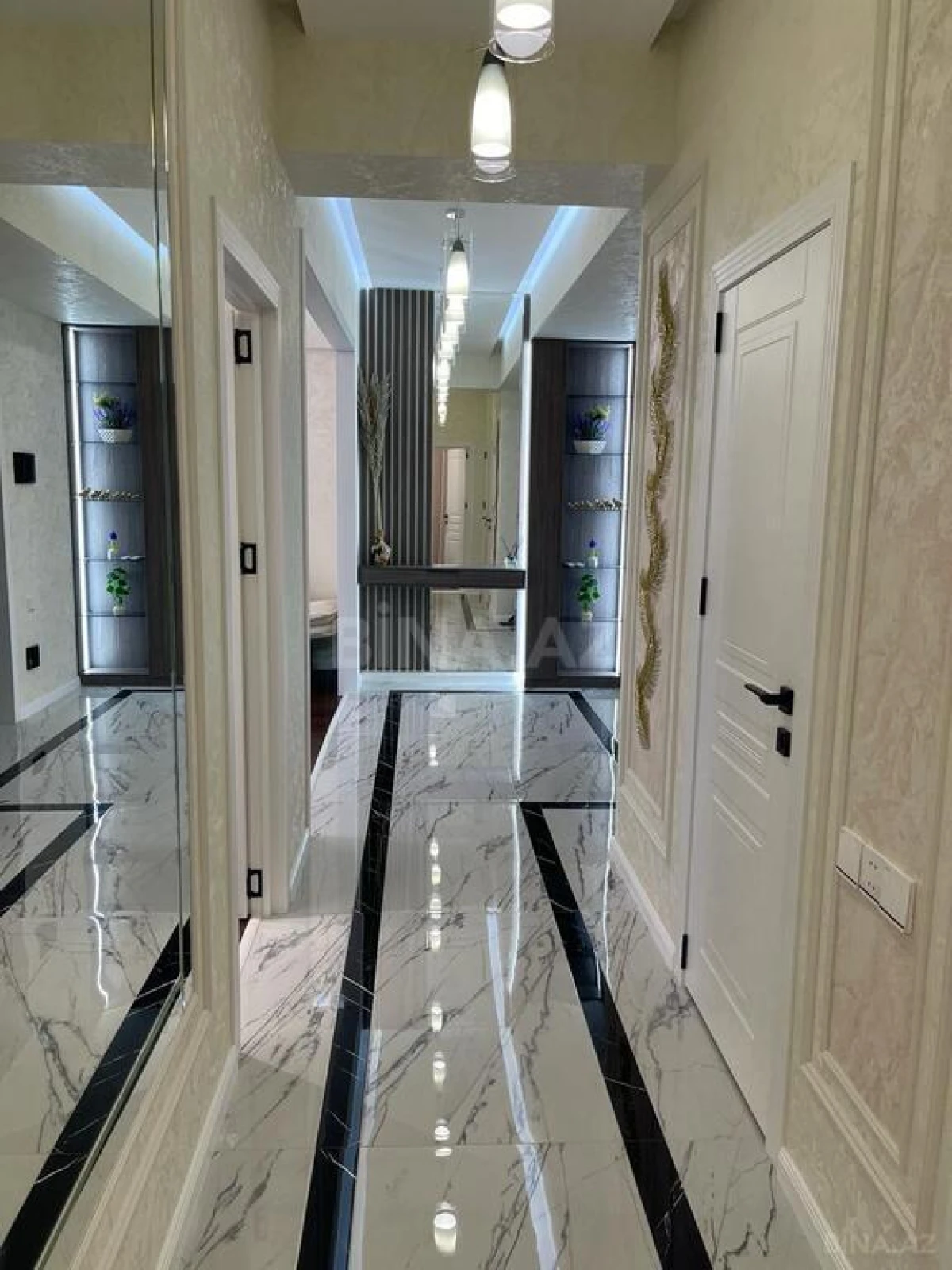 Kirayə verilir 3 otaqlı mənzil 110 m²