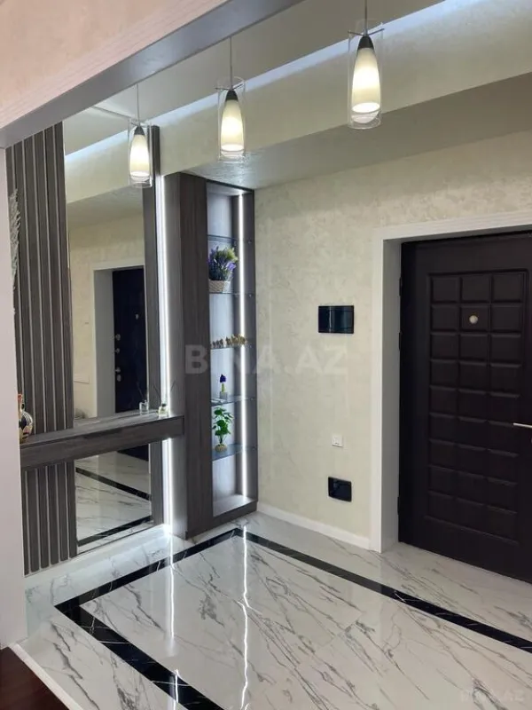 Kirayə verilir 3 otaqlı mənzil 110 m²