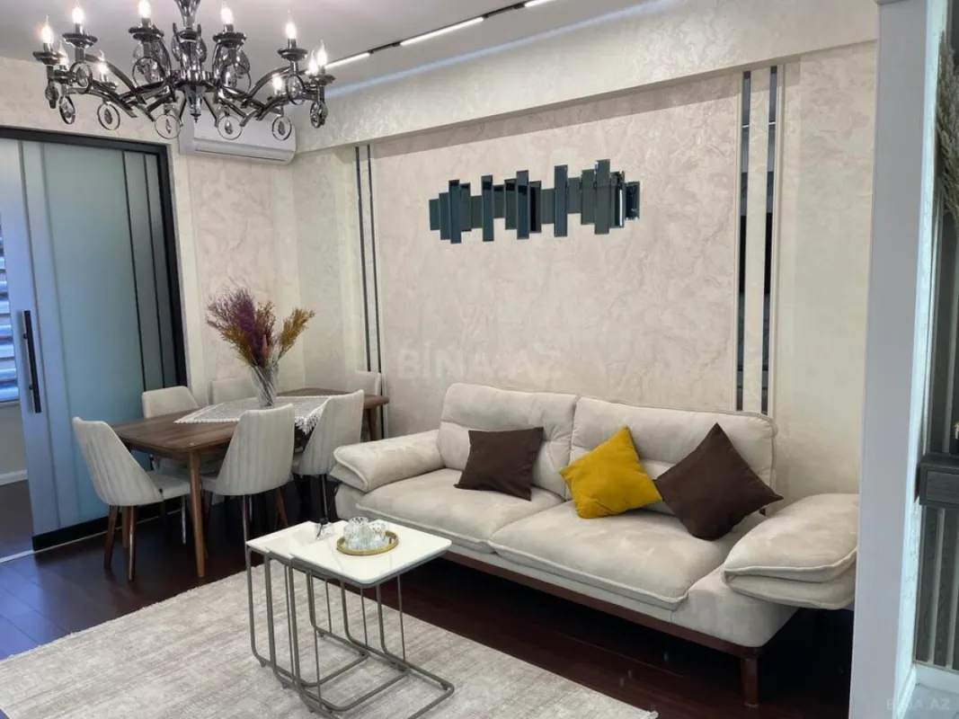 Kirayə verilir 3 otaqlı mənzil 110 m²