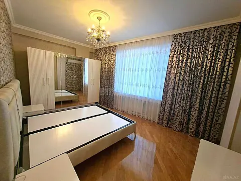 Satılır 3 otaqlı mənzil 122 m²