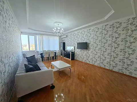 Satılır 3 otaqlı mənzil 122 m²