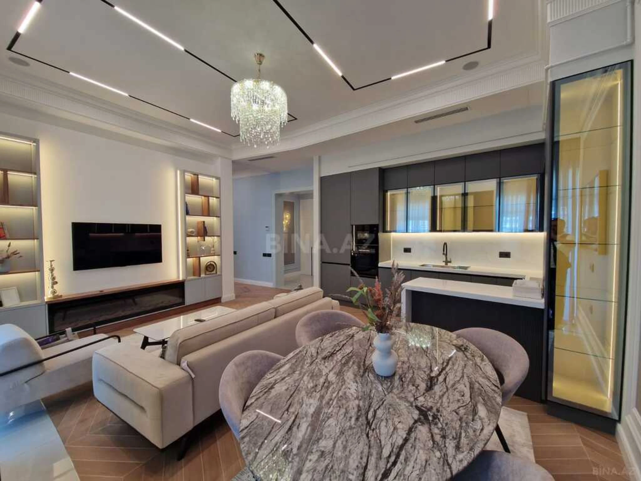 Satılır 3 otaqlı mənzil 105 m²