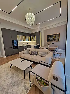 Satılır 3 otaqlı mənzil 105 m²