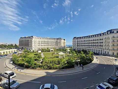 Satılır 4 otaqlı mənzil 261 m² — Bakı, Yeni Günəşli 4 otaq 261.00 m²