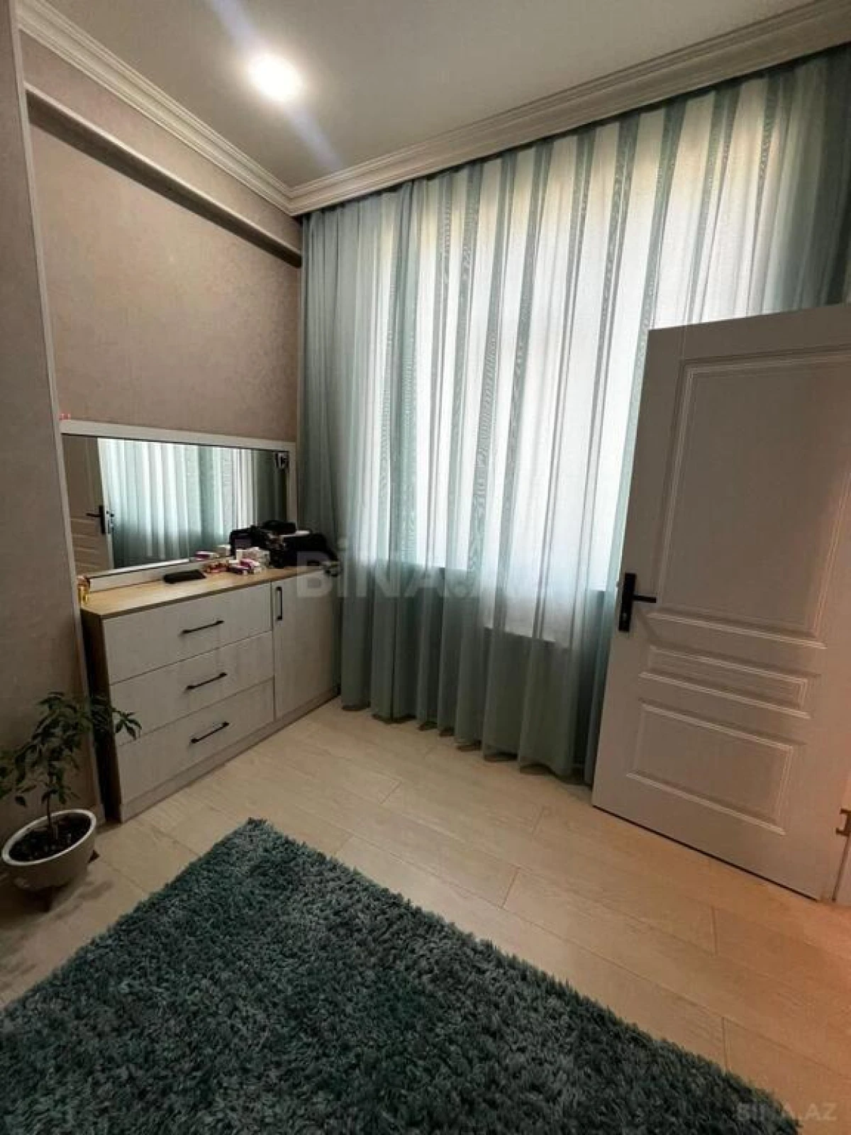 Satılır 2 otaqlı mənzil 54 m²