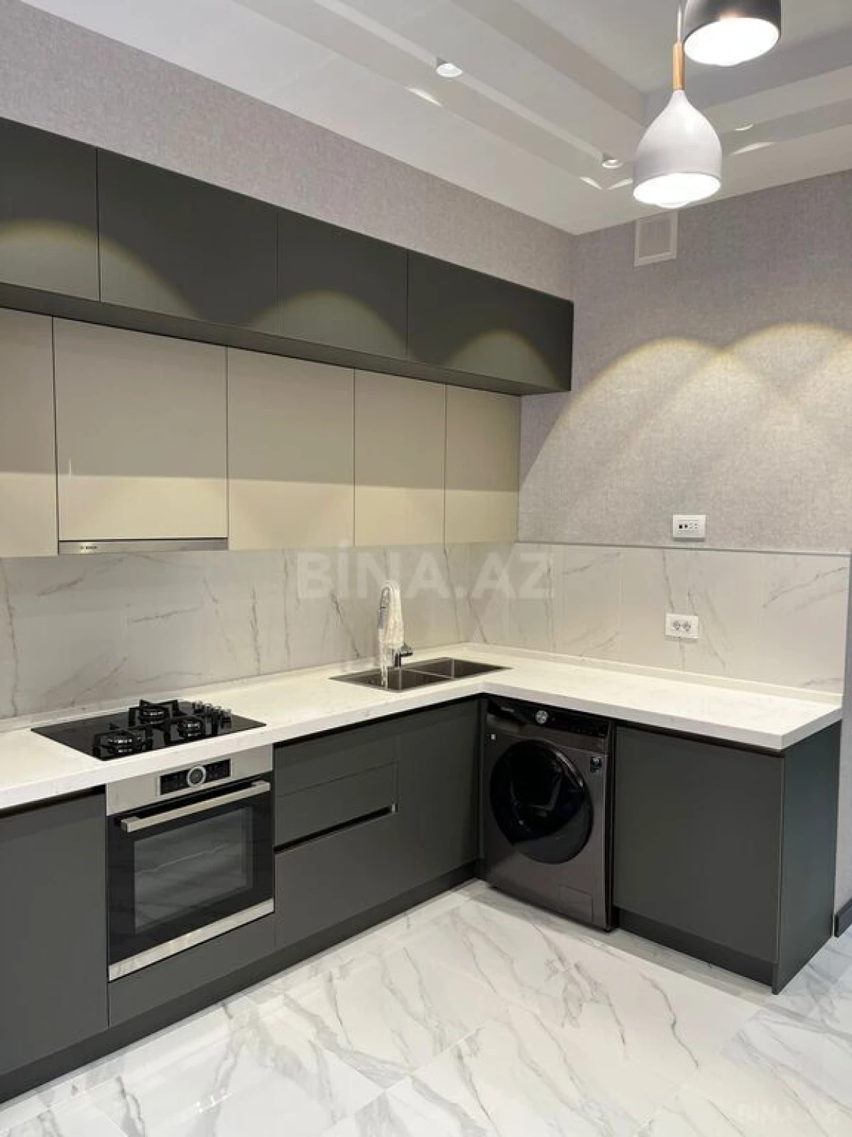 Kirayə verilir 2 otaqlı mənzil 80 m²