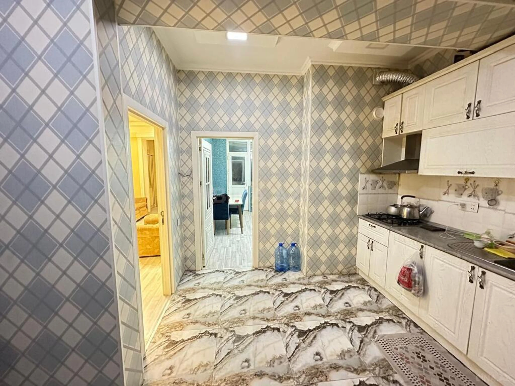 Satılır 2 otaqlı mənzil 60 m²
