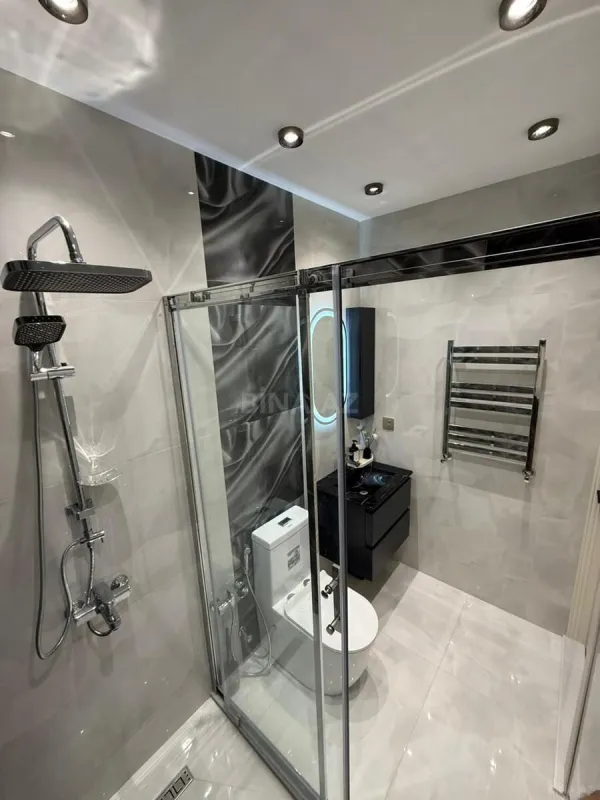 Satılır 2 otaqlı mənzil 66 m²