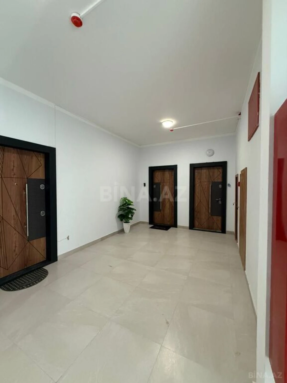 Satılır 2 otaqlı mənzil 66 m²