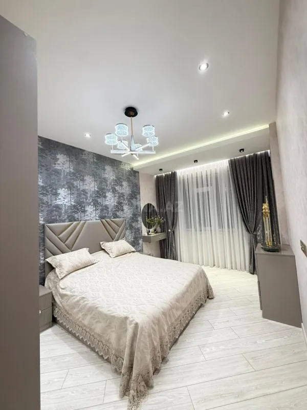 Satılır 2 otaqlı mənzil 66 m²