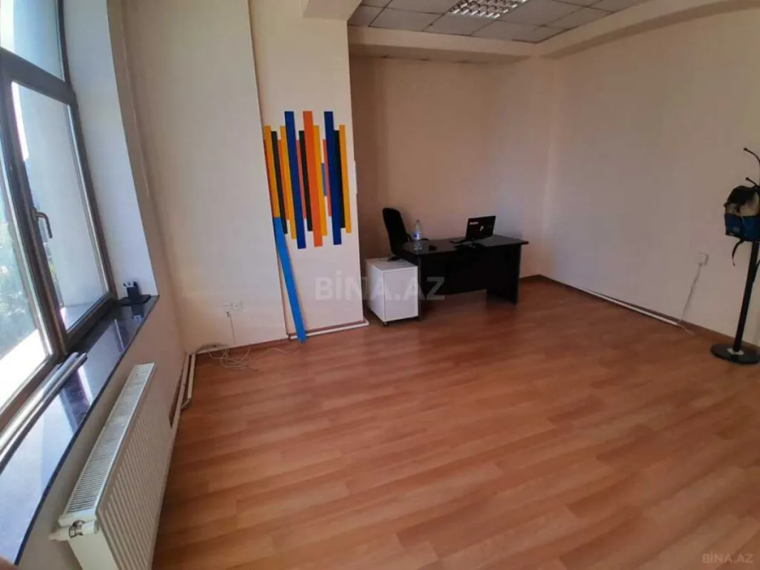 Kirayə verilir 5 otaqlı ofis 250 m²